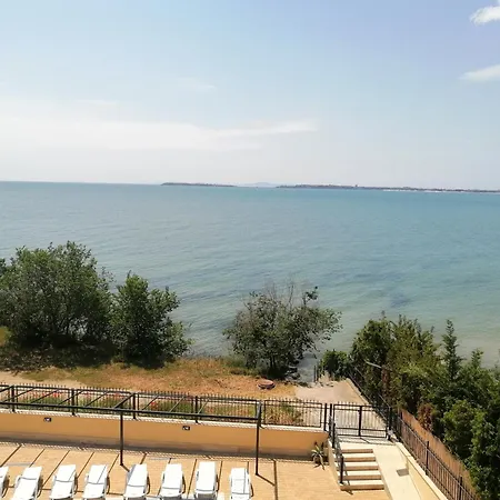 Apartment хоризонт м